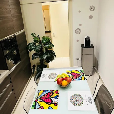Allure Apartment *